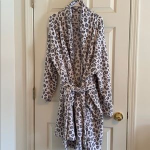 Leopard Print Fleece Robe with pockets!
